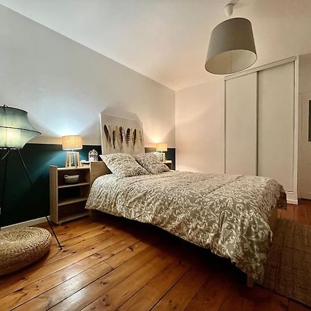 Appartement - Centre Ville Historique - Avec Vue Aurillac Kültér fotó