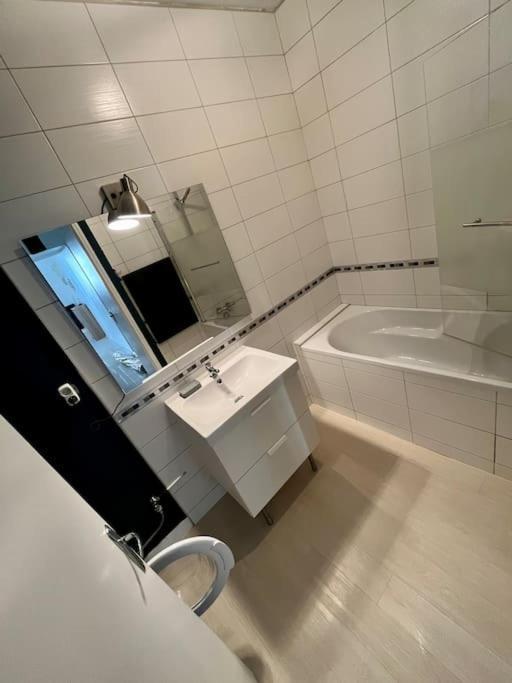 Appartement - Centre Ville Historique - Avec Vue Aurillac Kültér fotó